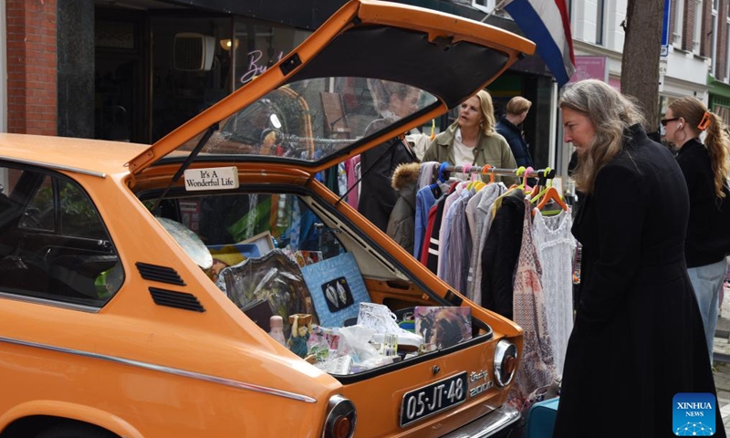 People visit a flea market in The Hague, the Netherlands, on April 27, 2026. Flea markets were held across the Netherlands on King's Day, which is celebrated on April 27, the birthday of Dutch King Willem-Alexander. (Xinhua/Shao Haijun)

