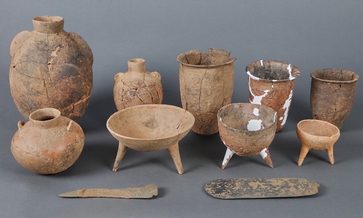 The artifacts unearthed from the Peiligang site in Xinzheng, Central China's Henan Province. Photo: Courtesy of National Cultural Heritage Administration
