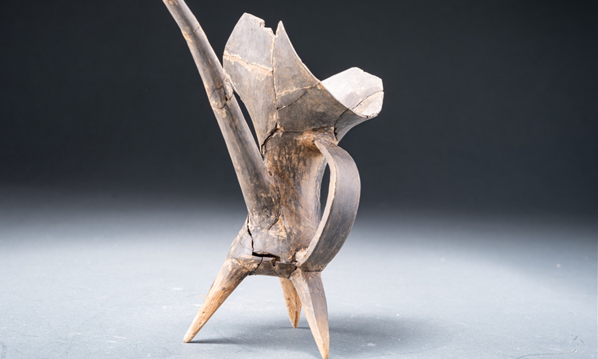A pottery drinking vessel from the Zhongcun site in Xiyang county, North China's Shanxi Province. Photo: Courtesy of National Cultural Heritage Administration