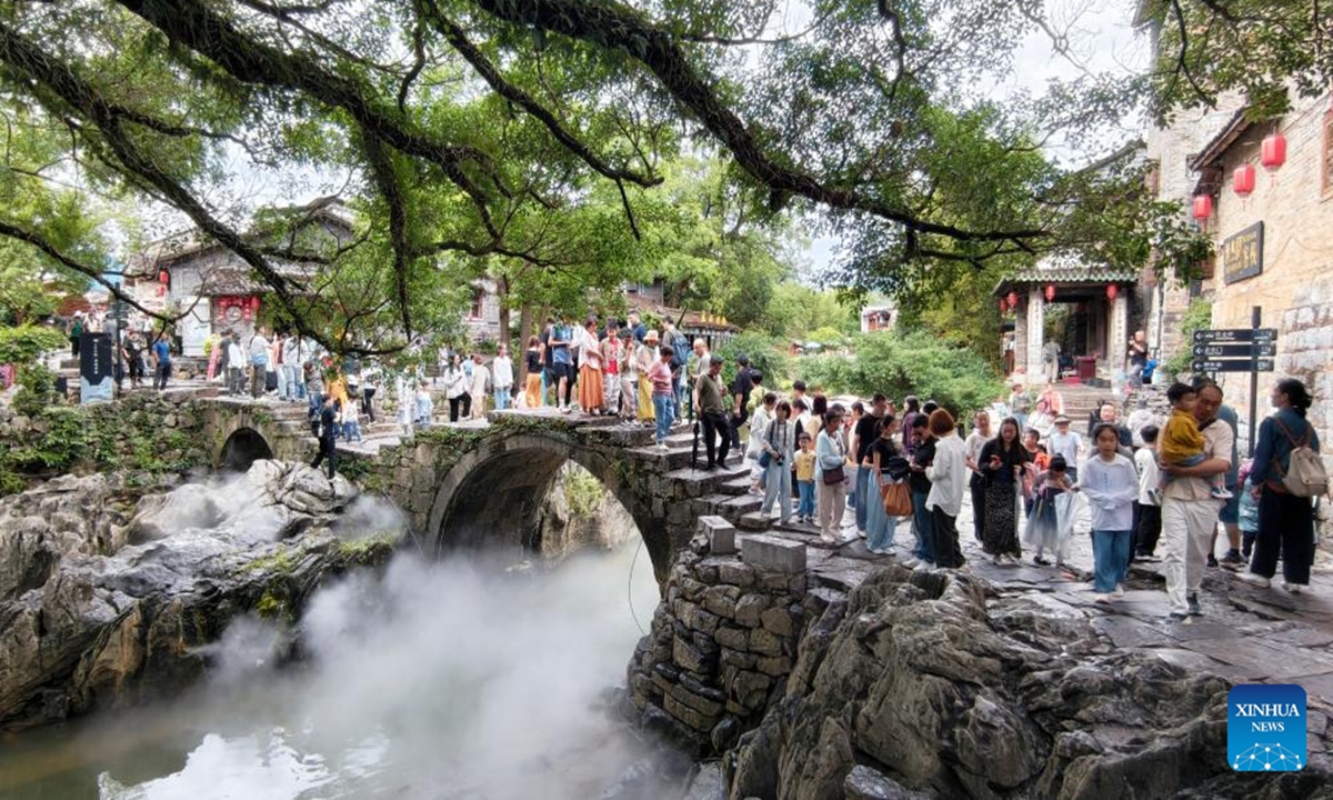 Tourists visit the Huangyao ancient town in Zhaoping County, south China's Guangxi Zhuang Autonomous Region, May 3, 2026.
People across China stepped out to fully enjoy their leisure time during the ongoing May Day holiday. (Photo by Liao Zuping/Xinhua)
