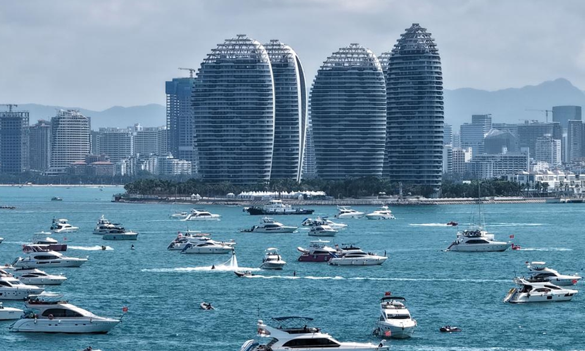 A drone photo taken on May 3, 2026 shows tourists taking yachts in Sanya, south China's Hainan Province.
People across China stepped out to fully enjoy their leisure time during the ongoing May Day holiday. (Xinhua/Zhao Yingquan)