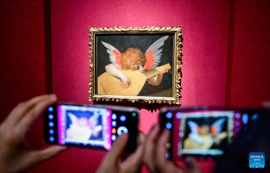 People visit the exhibition Homage to the Virtuosos: From Leonardo da Vinci to Caravaggio -- Masterpieces of the Italian Renaissance at the National Art Museum of China in Beijing, capital of China, May 5, 2026. The exhibition displays 36 masterpieces by more than 20 renowned Italian artists from the 15th to the 17th centuries. (Photo: Xinhua)