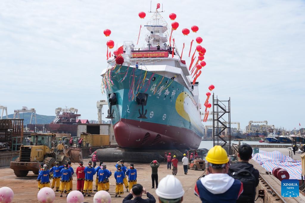 A launching ceremony is held for China's first privately funded scientific research vessel, R/V Haiying Surveyor, in Wenling, east China's Zhejiang Province, on May 5, 2026. R/V Haiying Surveyor was launched here on Tuesday. The vessel has a total length of 82 meters, a designed full load displacement of 3,500 tonnes, and a cruising range of 10,000 nautical miles. The vessel's backers are 37 fishermen from Wenling. (Photo: Xinhua)
