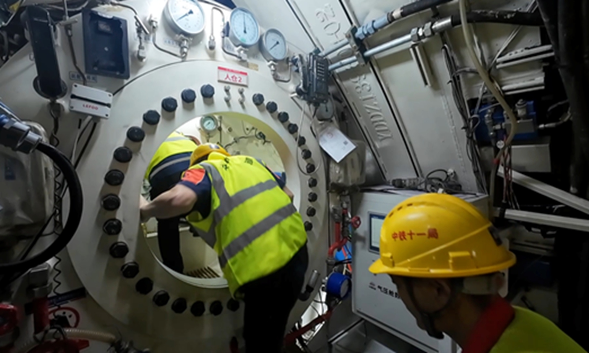 globaltimes.cn - China develops world's first 'ternary mixed gas' shield tunneling system, helps overcome high-pressure construction challenge