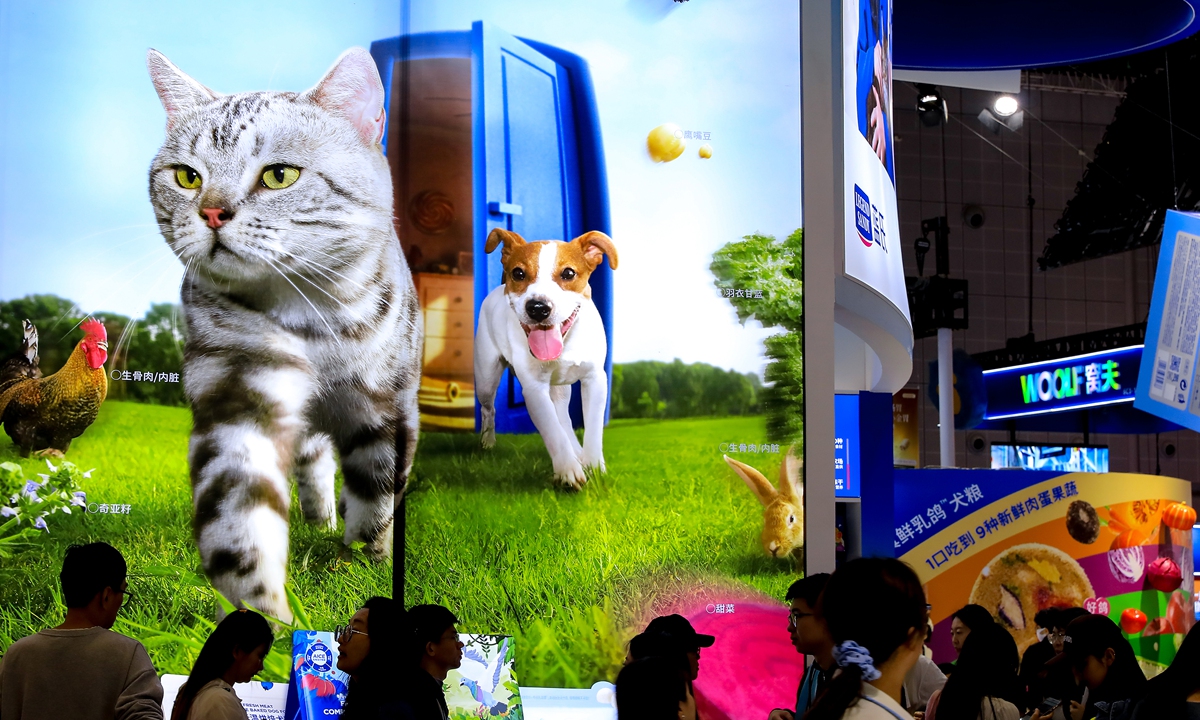 globaltimes.cn - Qi Xijia - AI-driven products shine at pet show in Shanghai, unlocking trillion-yuan consumption potential