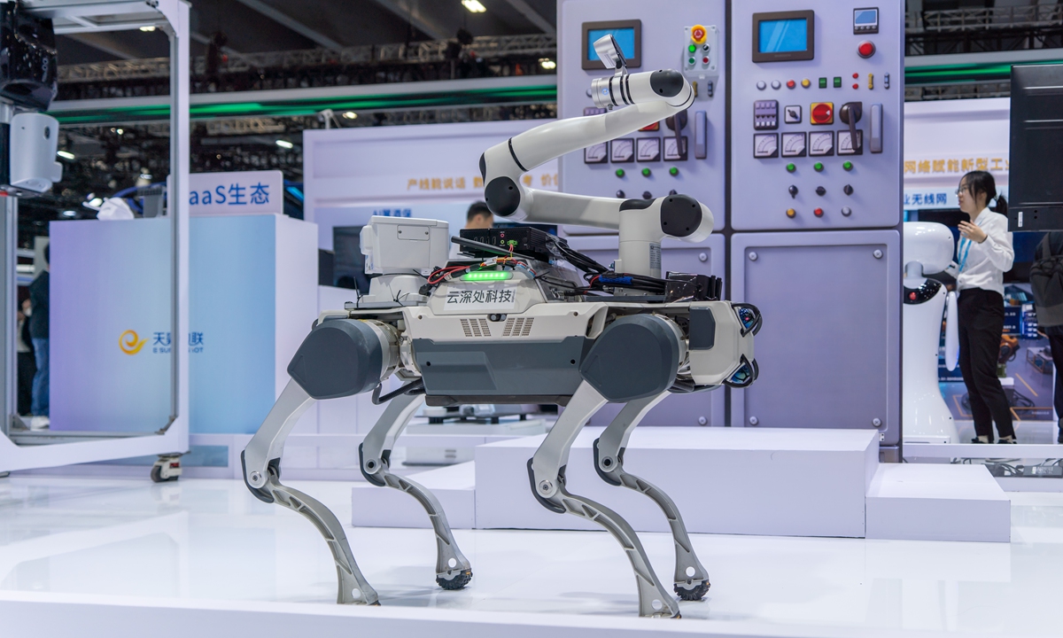 Quadruped robots developed by DEEP Robotics Photo: VCG