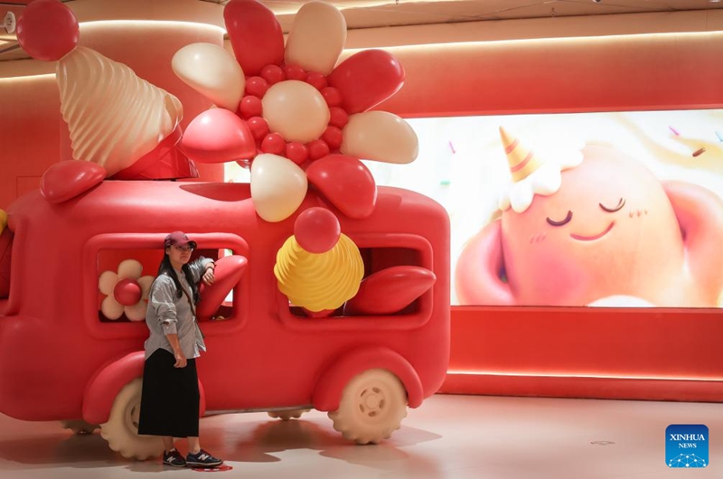 A visitor poses for a photo at an ice cream museum in Shenyang, northeast China's Liaoning Province, May 16, 2026. There are several food-themed museums in Shenyang, Liaoning Province, among which the ice cream museum is a notable example.

Located in Dadong District of Shenyang, the museum covers an area of approximately 6,000 square meters that accommodates 11 major themed zones.

In addition to displaying vintage, time-honored ice cream making machines, it also offers visitors hands-on ice cream making experiences. Blending both recreational fun and educational value, it has become a well-loved destination for tourists. Photo: Xinhua