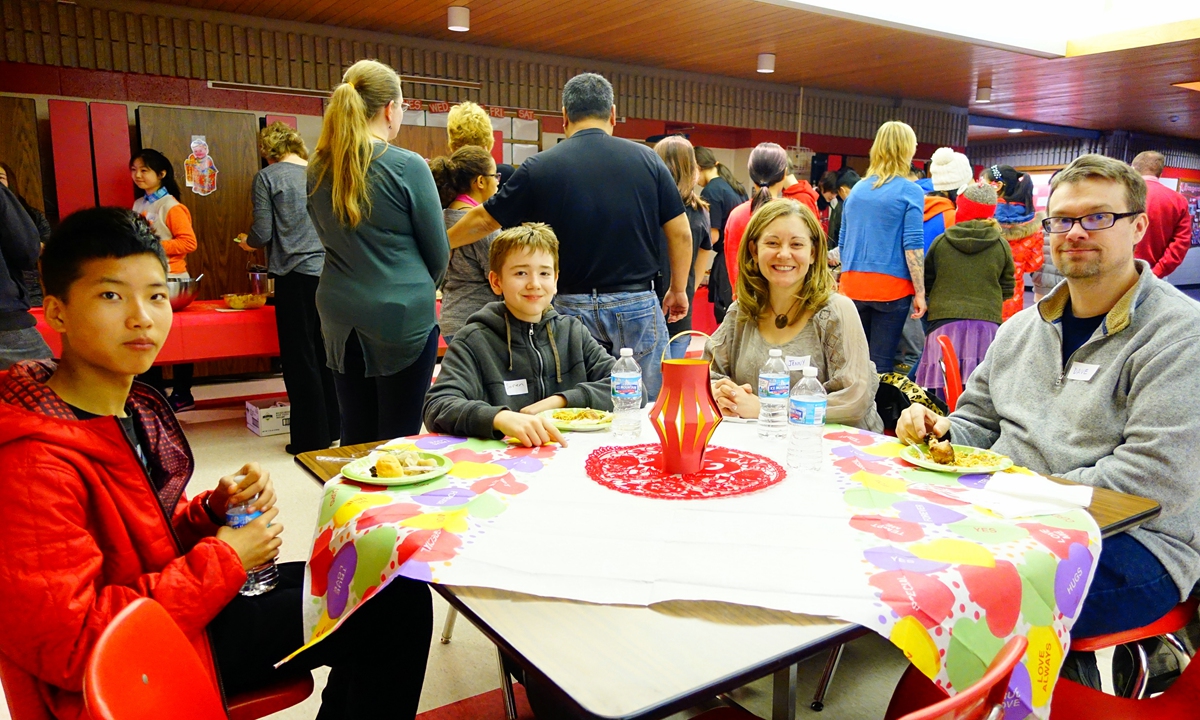 A student from Luoyang No.2 Foreign Language School joins host families and peers at a school event during his exchange program in the US. Photo: Courtesy of Luoyang No.2 Foreign Language School