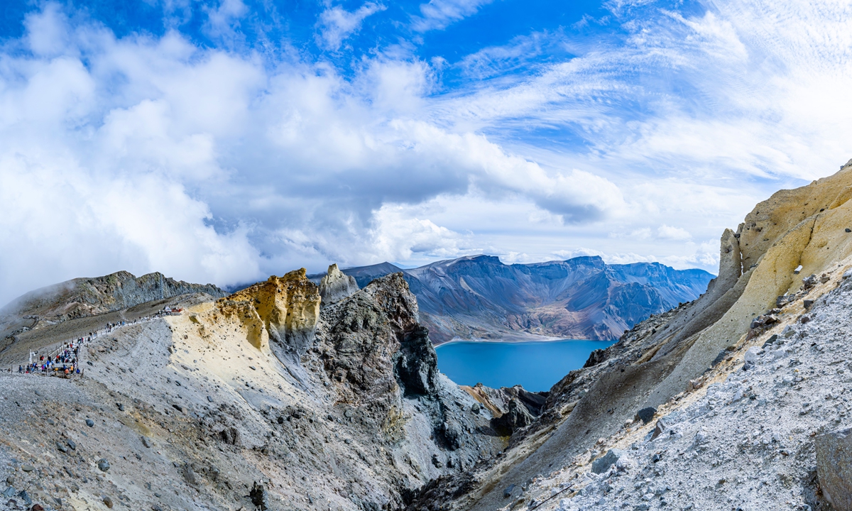 A view of Tianchi Lake in the Changbai Mountains Photo: VCG