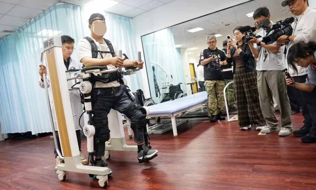 A patient who received China's 
