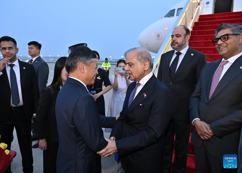 Pakistani Prime Minister Shehbaz Sharif arrives in Beijing, capital of China, May 24, 2026. (Xinhua/Li Xin)