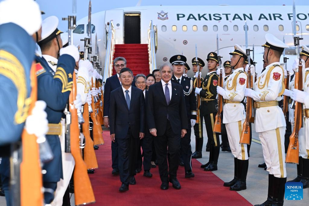 Pakistani Prime Minister Shehbaz Sharif arrives in Beijing, capital of China, May 24, 2026. (Xinhua/Li Xin)