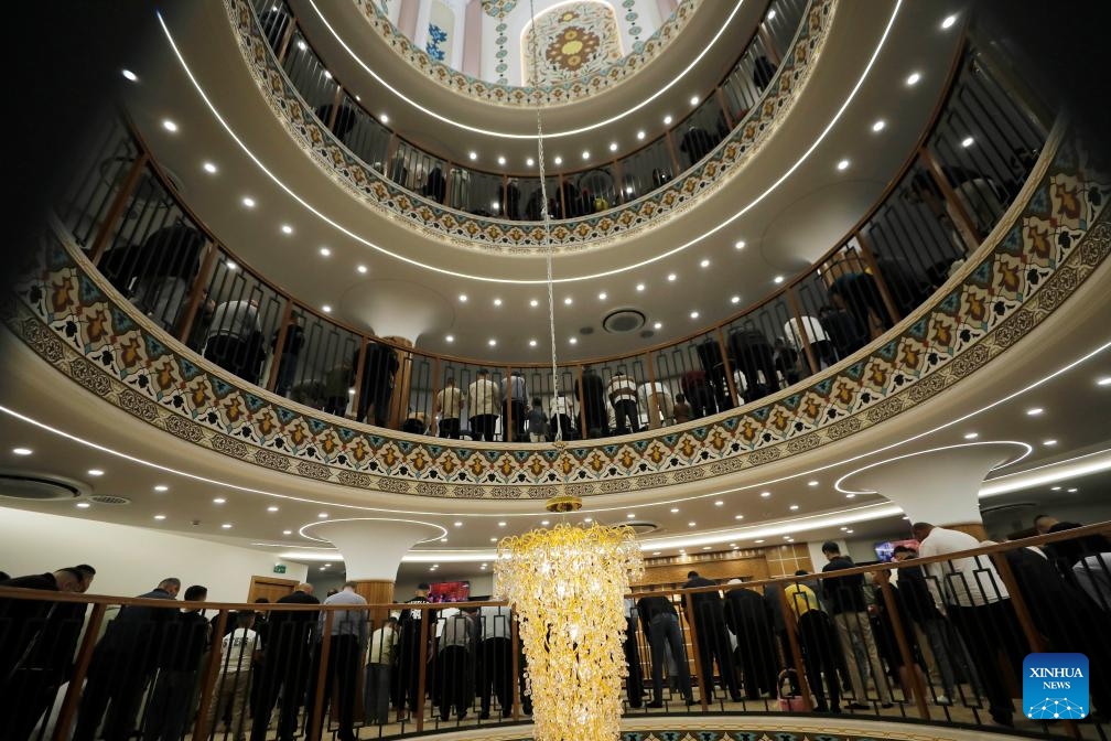 Palestinians offer Eid al-Adha prayers at Al-Hussein Mosque in the West Bank city of Hebron, May 27, 2026. (Photo: Xinhua)