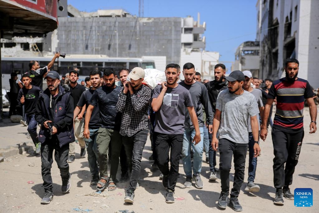People attend the funeral of Mohammed Odeh and his family members who were killed in an Israeli airstrike, in Gaza City, on May 27, 2026. Hamas on Wednesday officially confirmed that Mohammed Odeh, the newly-appointed commander-in-chief of the group's armed wing, the Al-Qassam Brigades, was killed in an Israeli airstrike on Tuesday evening. (Photo: Xinhua)