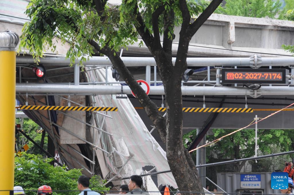 This photo taken on May 26, 2026 shows a scene at the site of an overpass collapse accident in Seoul, South Korea. Three people were killed and three others were injured in South Korea's overpass collapse accident, Yonhap news agency said Tuesday. A section of the upper deck collapsed at the overpass demolition site in Seoul at around 2:33 p.m. local time (0533 GMT) (Photo: Xinhua)