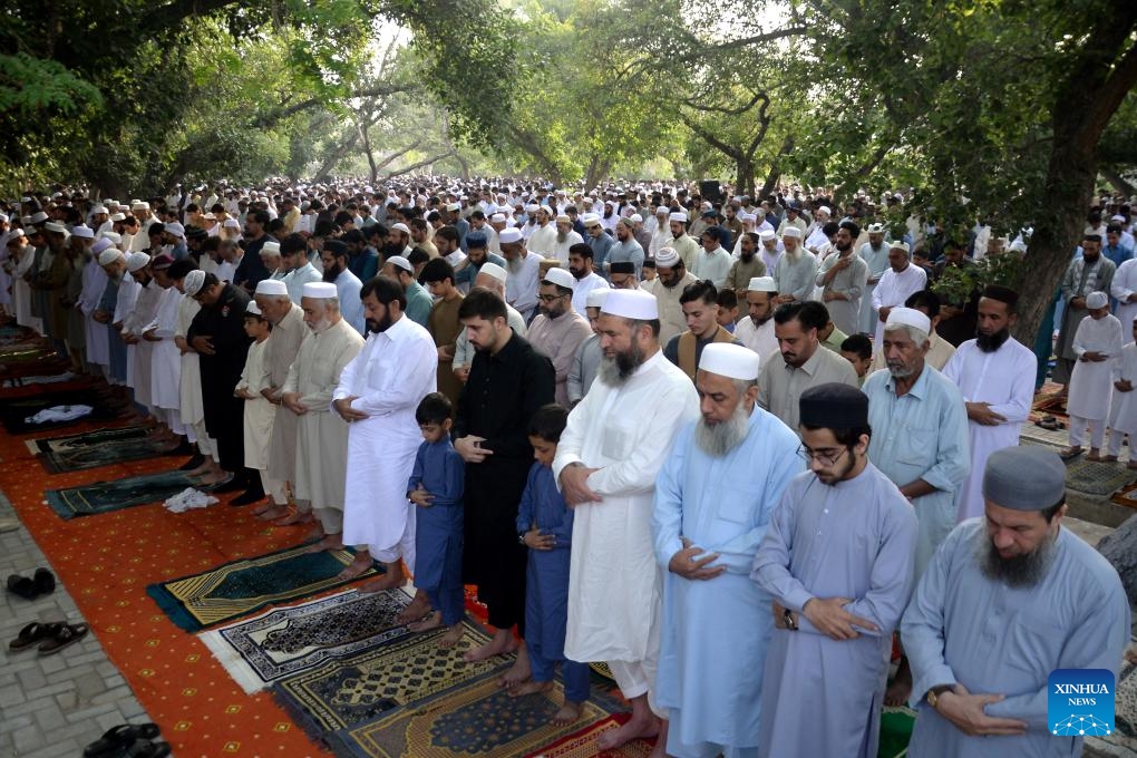 People offer Eid al-Adha prayers in Peshawar, Pakistan, on May 27, 2026. (Photo: Xinhua)