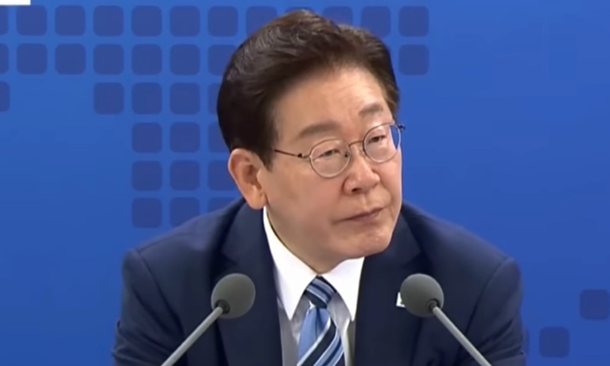 Screenshot from JTV News shows South Korean President Lee Jae-myung chairs a briefing on the preparations for hosting the UNESCO World Heritage Committee session in Busan, on May 27, 2026.
