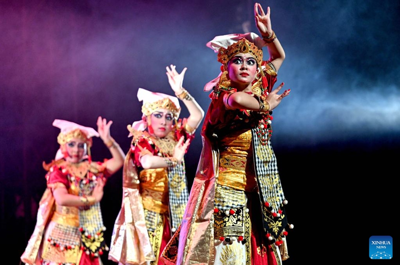 Dancers perform during the 2026 Indonesia World Dance Festival (IWDF) in Jakarta, Indonesia, May 30, 2026. (Xinhua/Agung Kuncahya B.)