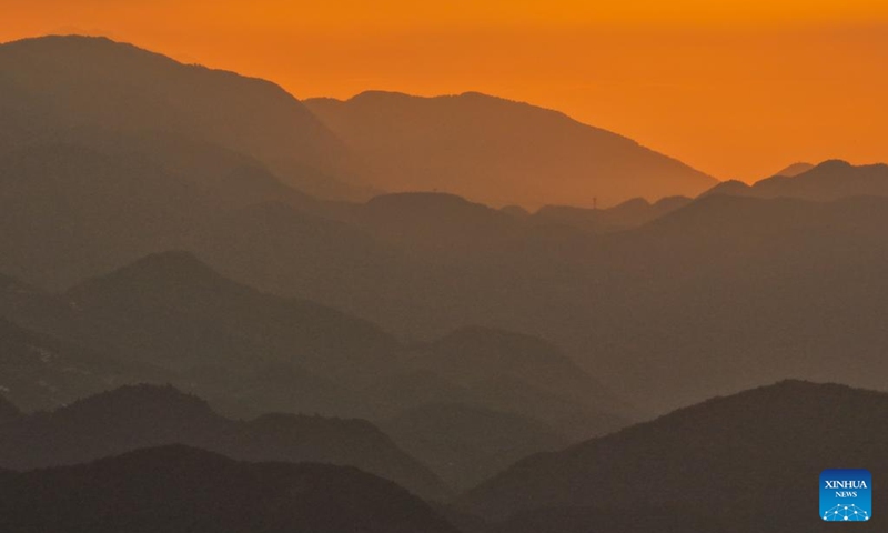 An aerial drone photo taken on May 31, 2026 shows a view of the Wuxia Gorge along the Yangtze River at dawn, in Wushan County, southwest China's Chongqing Municipality. (Xinhua/Huang Wei)