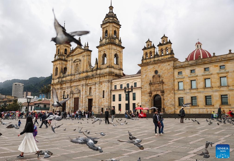 People spend their time at the Bolivar Square in Bogota, capital of Colombia, May 30, 2026. (Xinhua/Zhou Jiayi)
