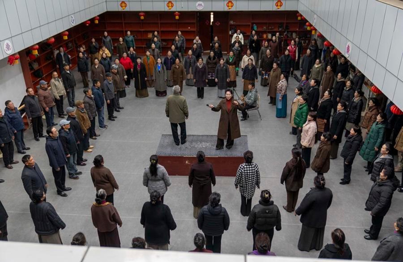 Nyima Tsamjo gives a Duixie class in Lhasa, southwest China's Xizang Autonomous Region, March 13, 2026. (Xinhua/Tenzing Nima Qadhup)