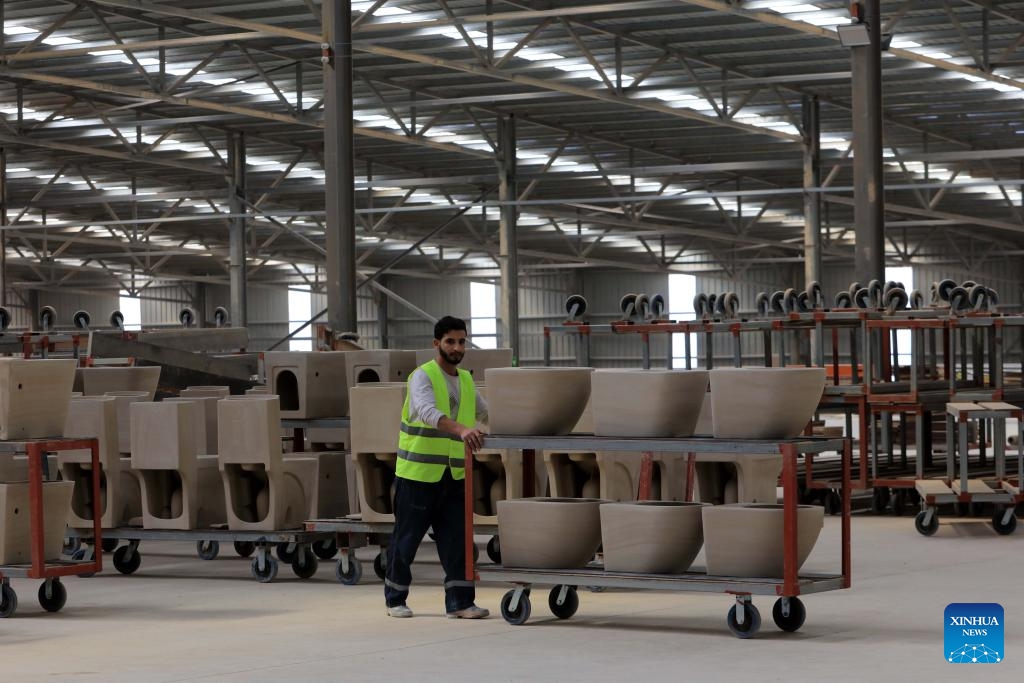 An employee works at a Chinese-invested sanitary ware factory in Karak, Jordan, on May 31, 2026. The Chinese-invested sanitary ware factory was inaugurated in southern Jordan on Sunday. With an investment of 80 million U.S. dollars, the facility was developed by Jincheng Global Ceramic Company, a Chinese private enterprise which manufactures a wide range of products, including porcelain, electrical appliances, stainless steel products, lighting equipment, sanitary ware, and cardboard packaging. (Photo: Xinhua)