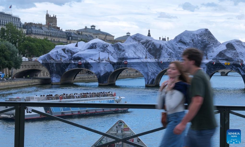 This photo taken on June 2, 2026 shows the temporary art installation La Caverne du Pont Neuf (The Pont Neuf Cave) on the Pont Neuf bridge in Paris, France. (Photo: Xinhua)