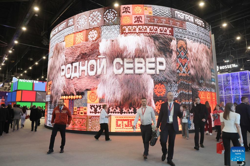 People visit the exhibition hall at the 29th St. Petersburg International Economic Forum in St. Petersburg, Russia, June 3, 2026. The 29th St. Petersburg International Economic Forum opens on June 3, 2026, bringing together about 20,000 representatives from political, business and academic circles from more than 100 countries and territories. Launched in 1997, the St. Petersburg International Economic Forum has grown into one of Russia's most important international economic forums. (Photo: Xinhua)