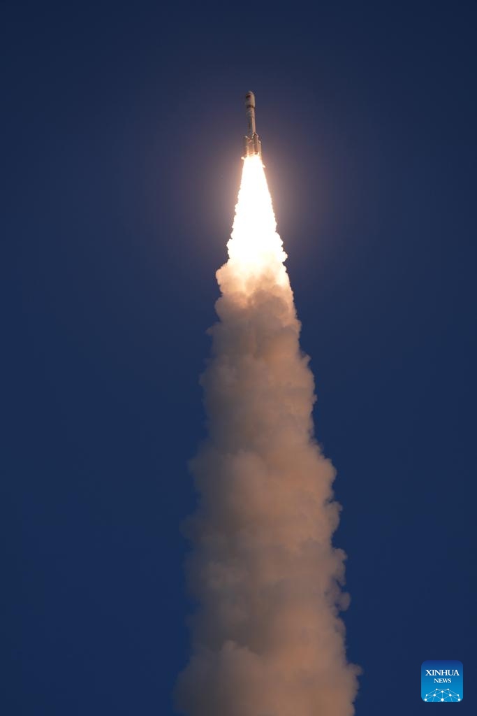 A modified Long March-6 carrier rocket carrying a new satellite group blasts off from the Taiyuan Satellite Launch Center in north China's Shanxi Province on June 4, 2026. The satellite group was launched at 7:39 p.m. (Beijing Time) and entered its preset orbit successfully. It will constitute the Spacesail Constellation, a mega commercial Chinese low-orbit satellite network.

This launch marked the 648th flight mission of the Long March carrier rocket series, according to the launch center. (Photo by Shang Yuhang/Xinhua)