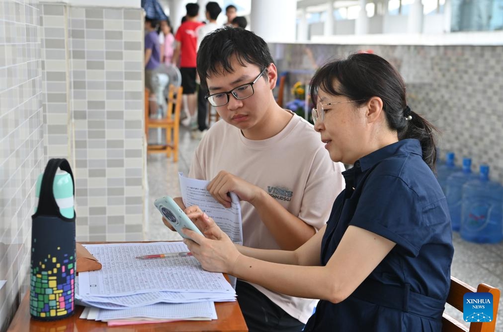 Students prepare for the upcoming national college entrance exam at a high school in Liuzhou, south China's Guangxi Zhuang Autonomous Region, June 4, 2026. This year's national college entrance exam, also known as the gaokao, will start from June 7. (Xinhua/Lu Boan)
