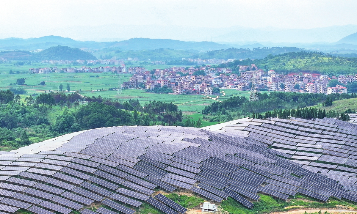 A view of a photovoltaic farm in a village in Yongzhou, Central China's Hunan Province, on June 1, 2026  Photo: VCG