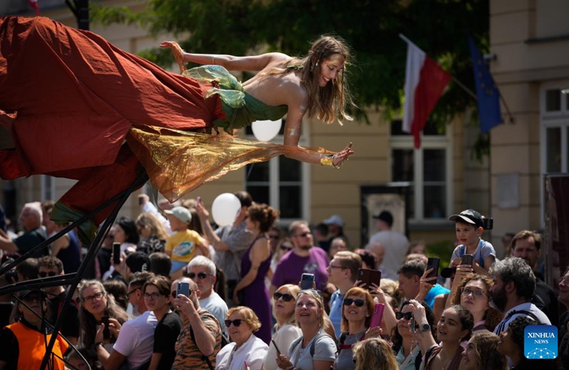 A performer in a themed costume takes part in the fifth Warsaw Mermaid Parade in Warsaw, Poland, June 6, 2026. Photo: Xinhua
