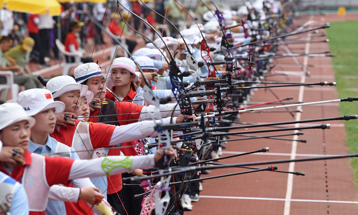 Athletes take part in the women's recurve bow 70-meter ranking round at the 2026 National Championships for Olympic Archery Events in Huainan, East China's Anhui Province, on June 8, 2026. The tournament will last for 10 days, bringing together 542 athletes from 31 teams across the country. Photo: VCG
