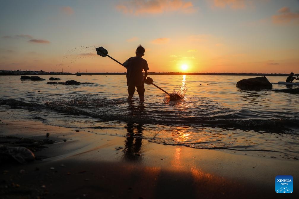 A Palestinian fisherman is seen working at Gaza's seaport, in Gaza City, June 8, 2026. (Photo: Xinhua)