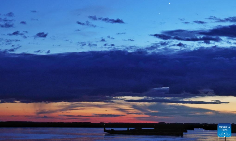 This photo taken on June 9, 2026 shows the conjunction of Jupiter and Venus in the sky over Tongjiang, northeast China's Heilongjiang Province. (Photo: Xinhua)