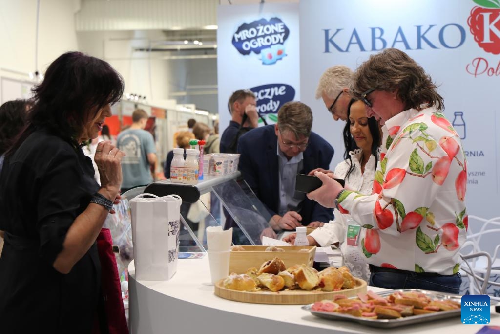 Exhibitors are seen at Warsaw Food Expo in Warsaw, Poland, June 10, 2026. (Xinhua/Wang Yihan)