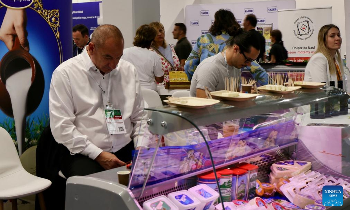 Exhibitors are seen at Warsaw Food Expo in Warsaw, Poland, June 10, 2026. (Xinhua/Wang Yihan)
