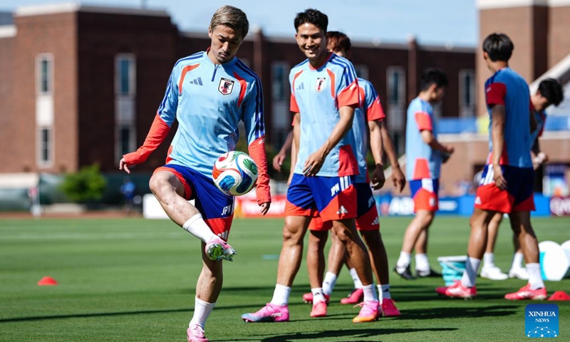 Maeda Daizen (1st L) of Japan attends a training session ahead of the group F stage match against the Netherlands at the FIFA World Cup 2026 in Dallas, the United States, on June 13, 2026. (Xinhua/Jia Haocheng)