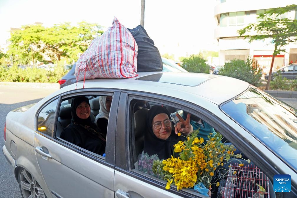 This photo taken on June 15, 2026 shows displaced people driving back to southern Lebanon in Beirut, Lebanon. (Photo: Xinhua)