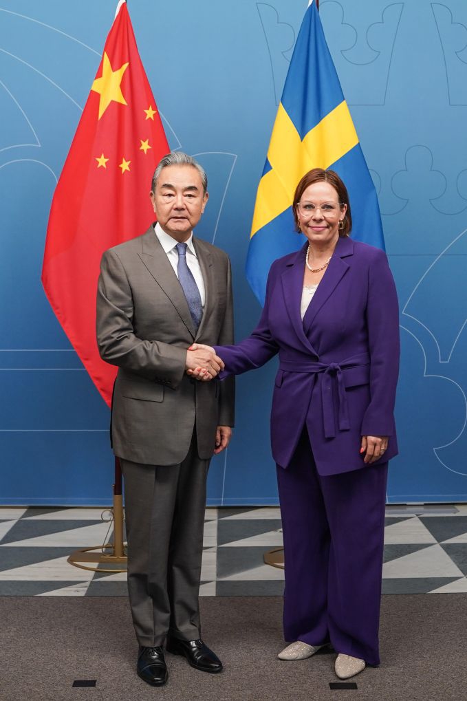 Chinese Foreign Minister Wang Yi, also a member of the Political Bureau of the Communist Party of China Central Committee, holds talks with Swedish Foreign Minister Maria Malmer Stenergard in Stockholm, Sweden, July 4, 2026. (Xinhua/Peng Ziyang)


