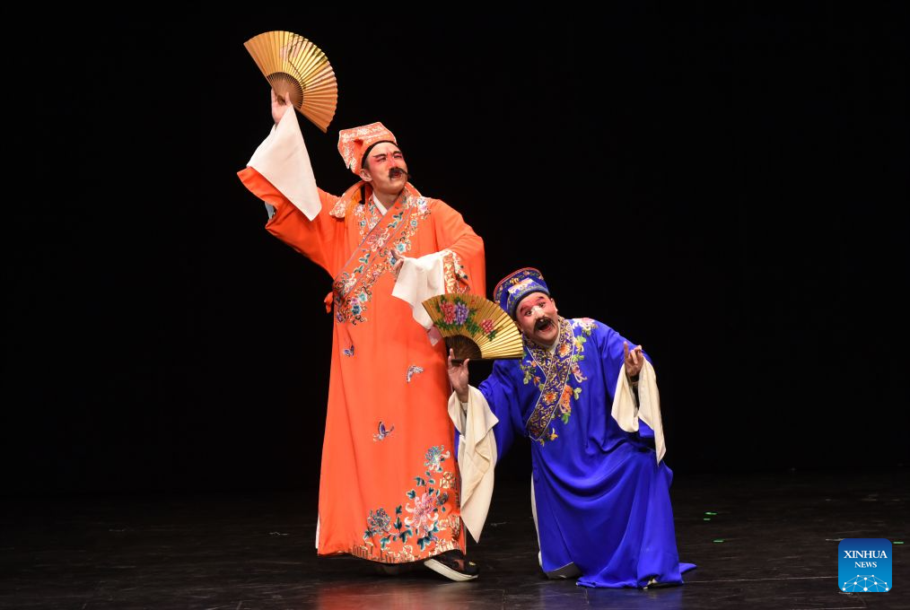 Actors of Gaojia Opera, a traditional Chinese opera genre, perform in Vienna, Austria, Aug. 15, 2026.
The 2026 Chinese operatic performances series Legend of the Chinese Opera kicked off here on Saturday night, once again bringing Chinese and Western cultures together through the performing arts.
The series is jointly hosted by the China Opera Research Society and the Vienna-based International Culture Cooperations.
Throughout 2026, it will present performances featuring a variety of traditional Chinese opera genres, including Gaojia Opera, Peking Opera, Huangmei Opera and Hui Opera. (Xinhua/He Canling)