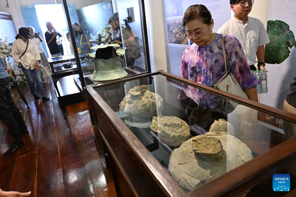 People visit Phra Nakhon Khiri National Museum in Phetchaburi Province, Thailand, on Aug. 25, 2026. The ongoing special exhibition Don Yai Thong: The Prologue to Phetchaburi Civilization at the Phra Nakhon Khiri National Museum in Phetchaburi Province runs from Aug. 24 to 28. The exhibition features important artifacts excavated from the Don Yai Thong archaeological site, including bronze objects, potteries, beads, gold ornaments, and a gold ring inscribed with Brahmi script dating back approximately 1,900 to 2,100 years. (Xinhua/Rachen Sageamsak)
