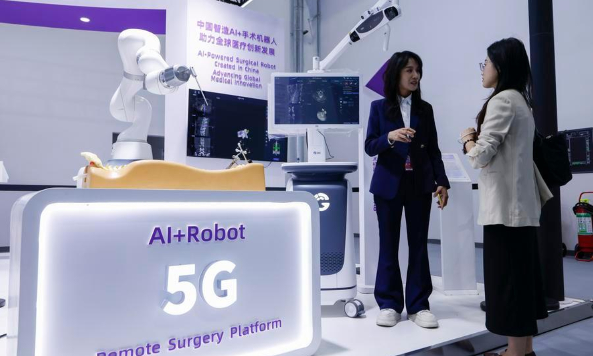 A visitor learns about an AI-powered remote robotic surgery platform during the 2026 China International Fair for Trade in Services (CIFTIS) at Shougang Park in Beijing, capital of China, Sept. 9, 2026. (Xinhua/Zhang Yuwei)