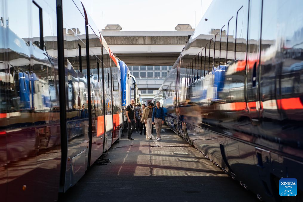 People visit the 2026 International Trade Fair for Transport Technology (InnoTrans 2026) in Berlin, Germany, Sept. 22, 2026. The fair kicked off here on Tuesday and will last until Sept. 25. (Xinhua/Zhang Haofu)