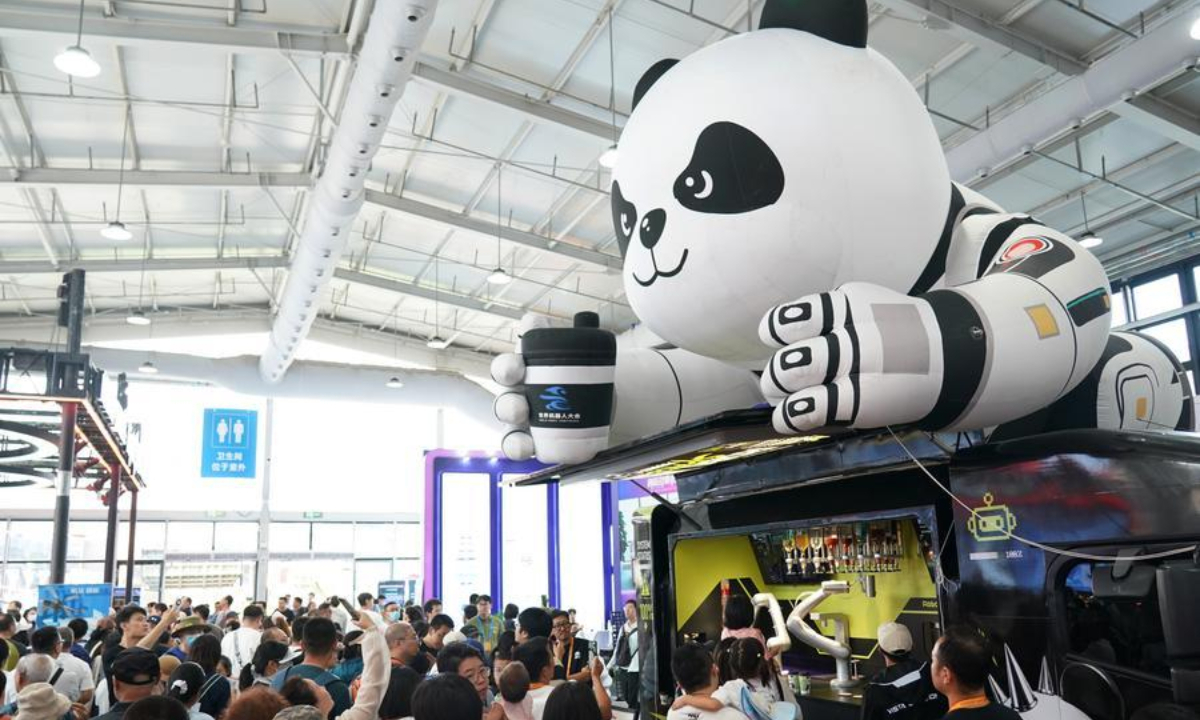 Visitors tour the 2026 China International Fair for Trade in Services (CIFTIS) at Shougang Park in Beijing, capital of China, Sept. 12, 2026. The 2026 CIFTIS is open to the general public from Sept. 12 to 13.  (Xinhua/Zhang Chenlin)