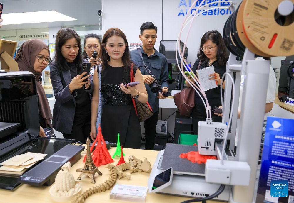 Journalists and social media influencers from ASEAN countries learn about 3D printing at a robotics zone in Shenzhen, south China's Guangdong Province, July 29, 2026. Over 20 journalists and social media influencers from ASEAN countries visited Shenzhen on Wednesday.
This year marks the fifth anniversary of the establishment of the China-ASEAN Comprehensive Strategic Partnership. (Xinhua/Mao Siqian)