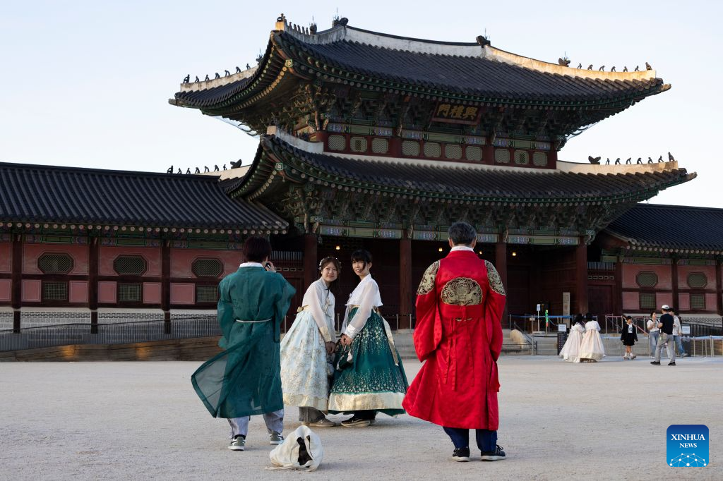 People visit the Gyeongbokgung Palace as they enjoy their leisure time in Seoul, South Korea, Sept. 6, 2026. (Photo by Jun Hyosang/Xinhua)