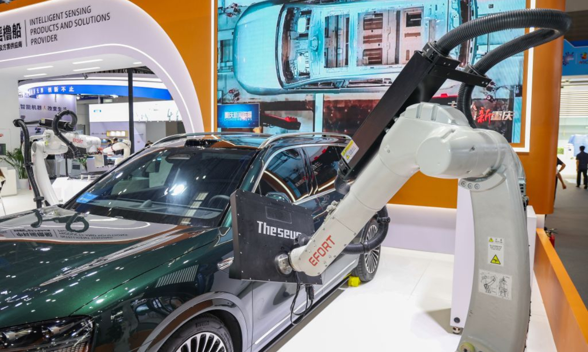 This photo taken on Sept. 5, 2025 shows a visual quality testing system for vehicles during the World Smart Industry Expo 2025 in southwest China's Chongqing Municipality.   (Xinhua/Huang Wei)