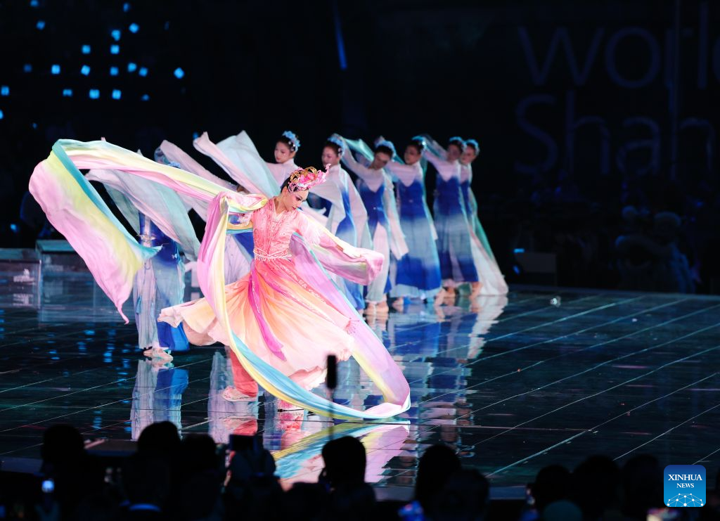 This photo taken on Sept. 27, 2026 shows a performance staged during the closing ceremony of the 48th WorldSkills Competition in Shanghai, east China. The 48th WorldSkills Competition closed here on Sunday. (Xinhua/Wang Jingqiang)