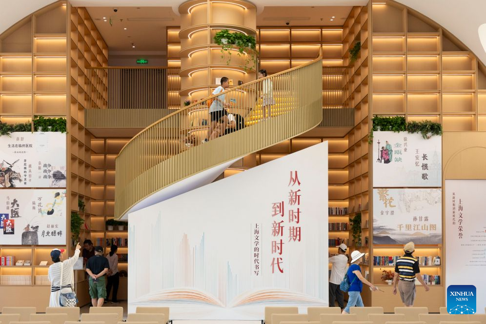 People visit the Shanghai Literature Museum in Hongkou District, east China's Shanghai, Aug. 27, 2026. After years of preparation, the Shanghai Literature Museum, a comprehensive literary institution, officially opened to the public on Thursday, offering a concentrated showcase of the evolution and remarkable achievements of Shanghai literature.
The museum consists of a main building and three historic buildings, featuring five permanent exhibition zones that reveal the history and character of Shanghai literature from different perspectives. (Xinhua/Wang Xiang)